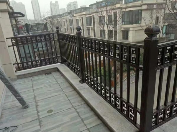 阳台护栏