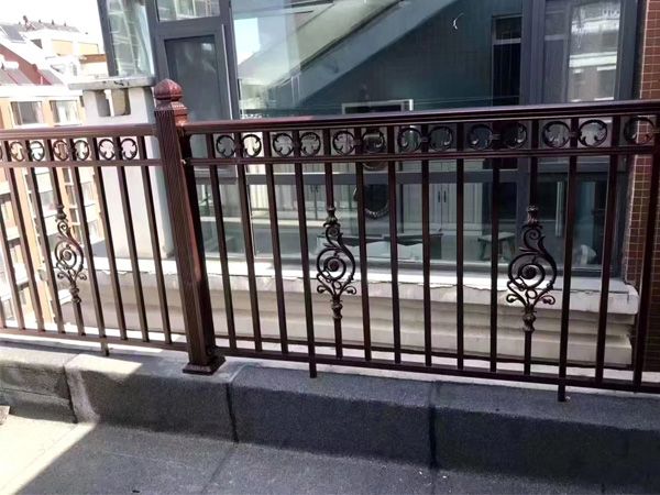 阳台护栏